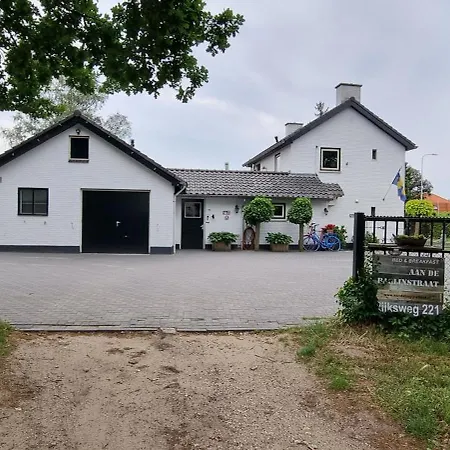 Aan De Bagijnstraat Bed & Breakfast Heumen